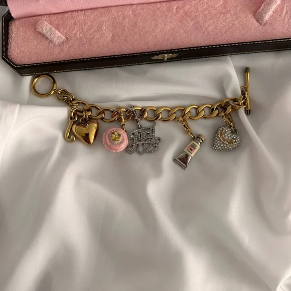 Juicy Couture Vintage  Gold Bracelet with charms - Picture 9 of 16